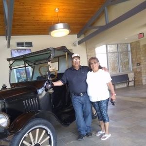 Meet your Posher, Arturo